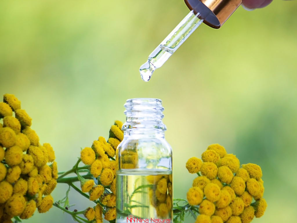 Ulje smilja za zaštitu kose zimi